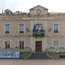 Mairie de Châtel-Censoir